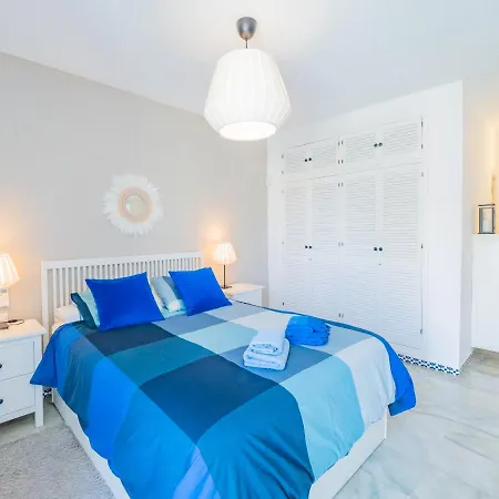 Cubo's Apartamento Playa Castillo * Fuengirola