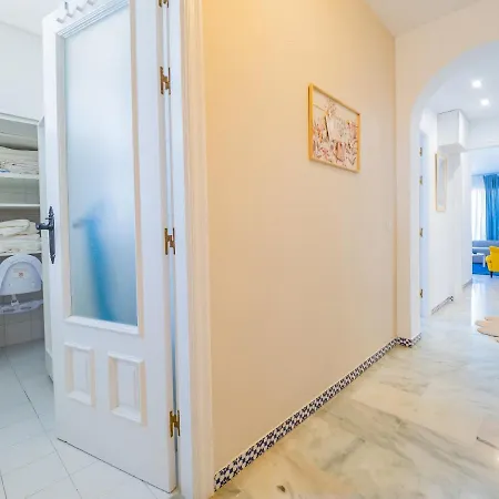 Cubo's Apartamento Playa Castillo * Fuengirola